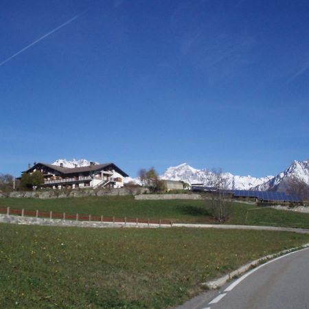 Agriturismo Plan D'Avie Aosta Exterior foto