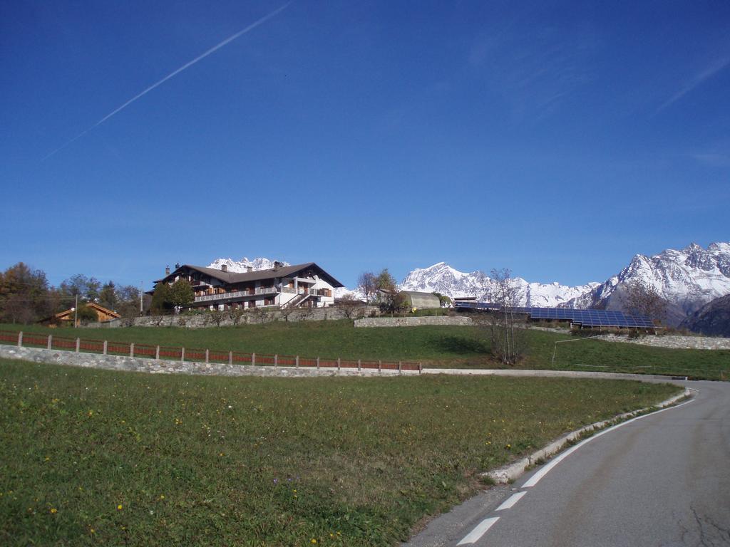 Agriturismo Plan D'Avie Aosta Zimmer foto