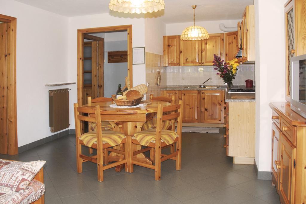 Agriturismo Plan D'Avie Aosta Zimmer foto